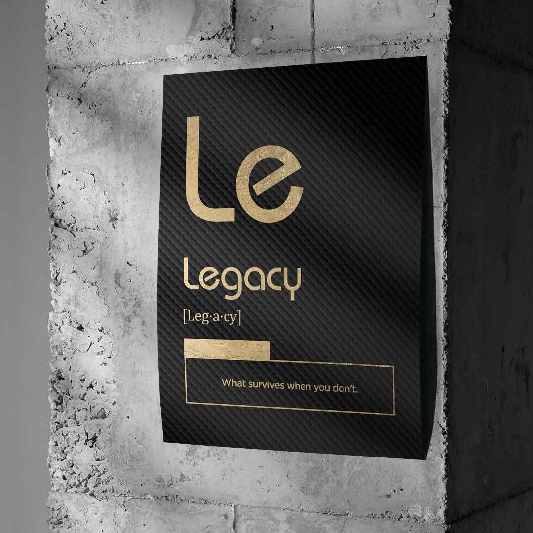 DOTCOMCANVAS® Legacy (Le) Poster Version Schwarz – Wand-Mockup