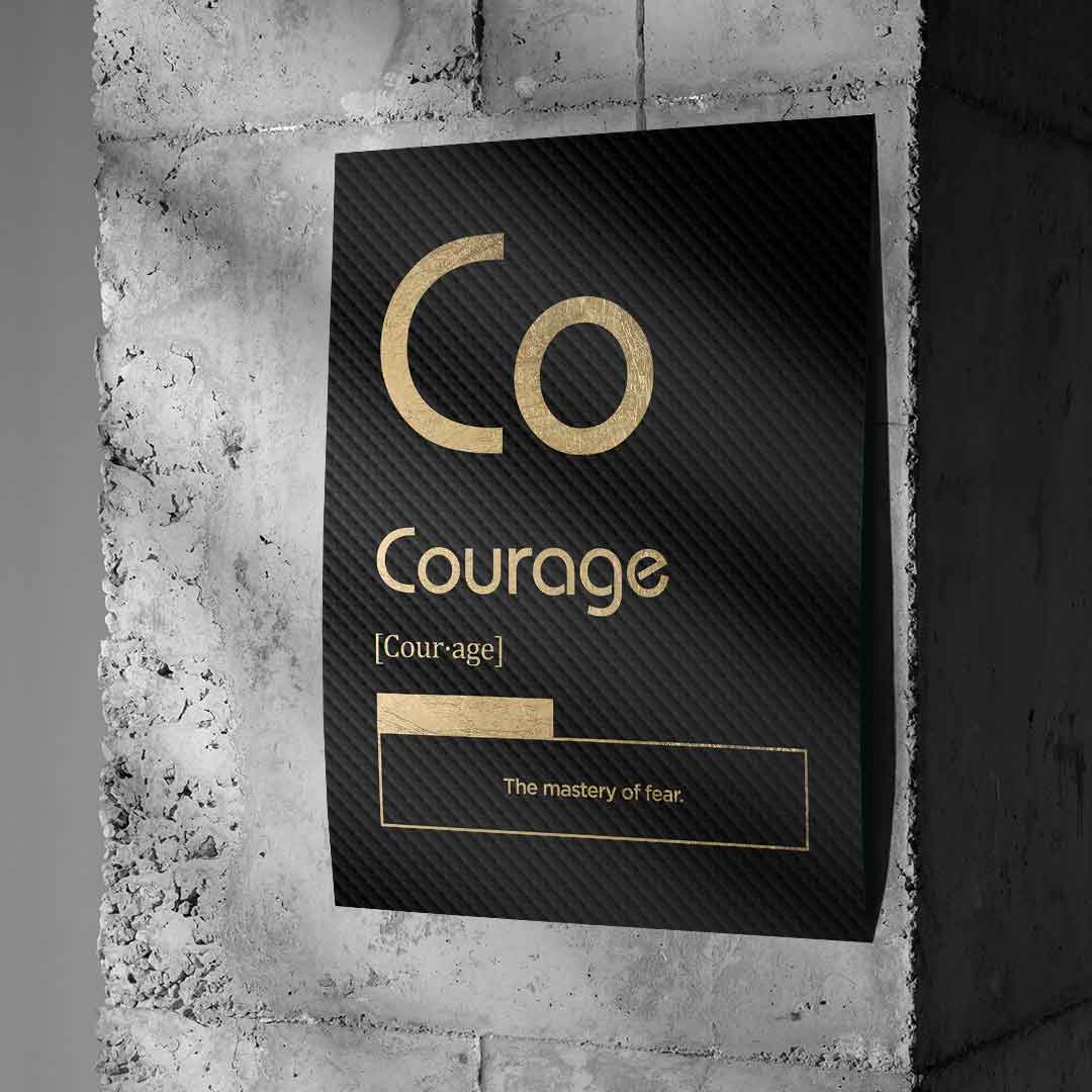 DOTCOMCANVAS® Courage (Co) Poster Version Schwarz – Wand-Mockup