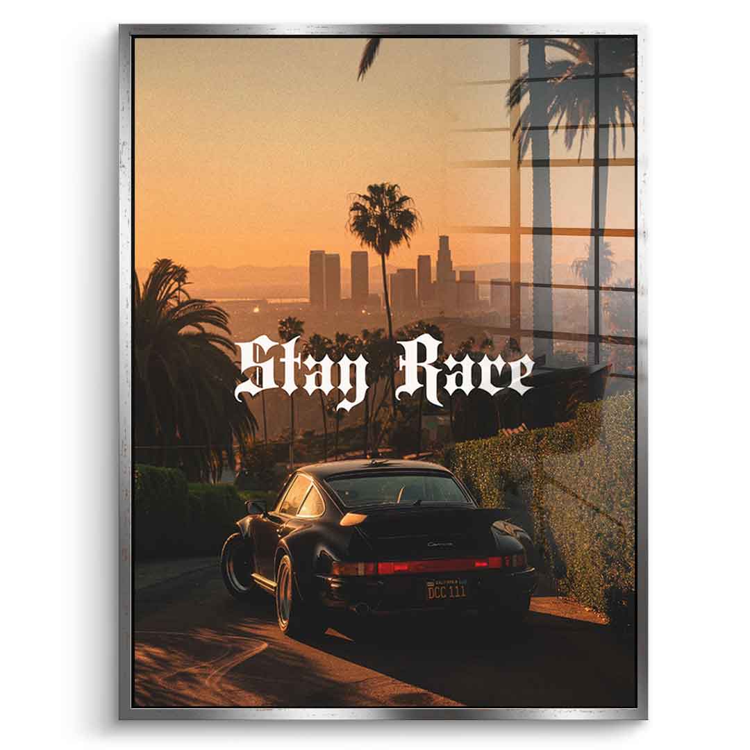 DOTCOMCANVAS Stay Rare Acrylglasbild Vorderansicht silberner Rahmen