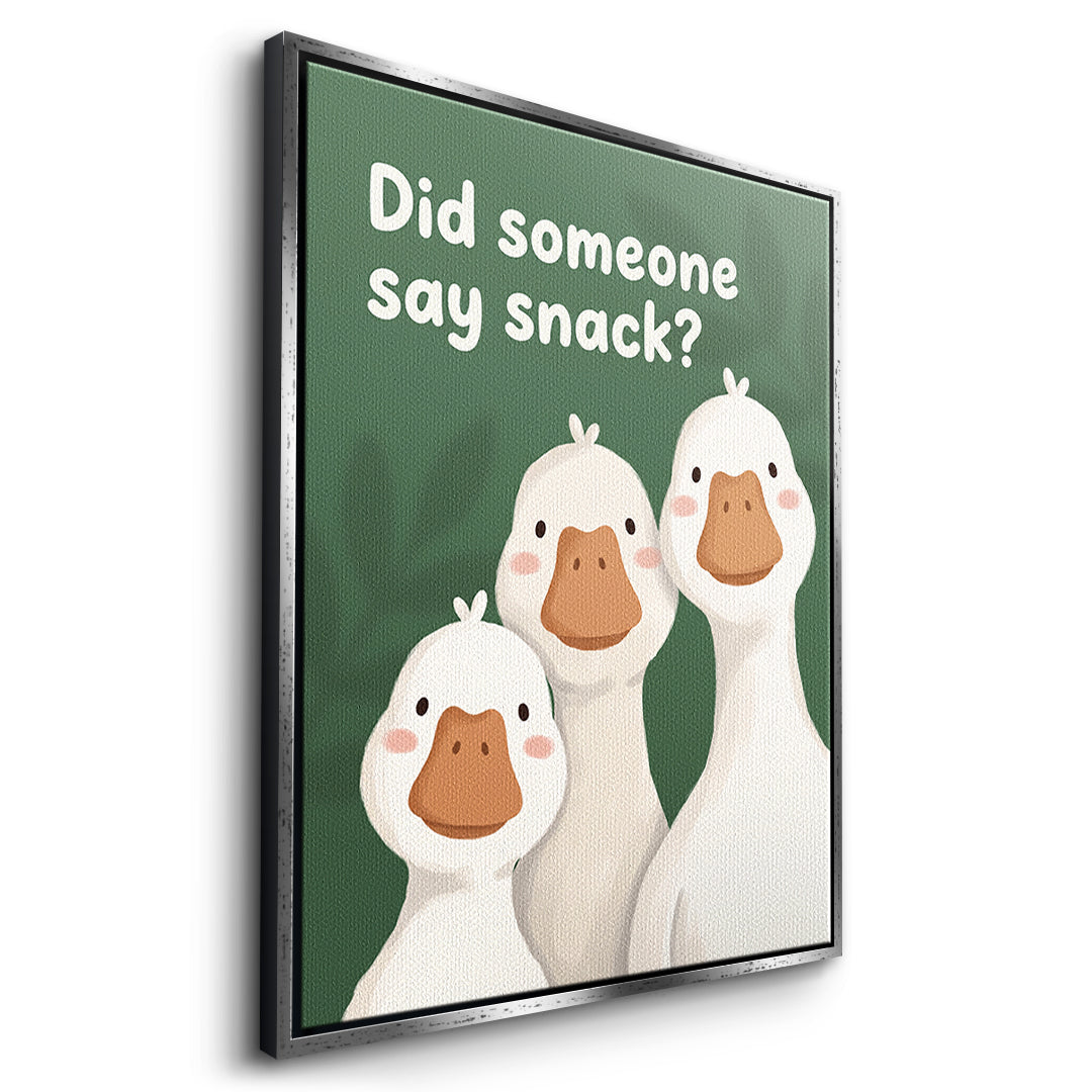 Seitenansicht des Leinwandbilds Did someone say snack? im silbernen Rahmen