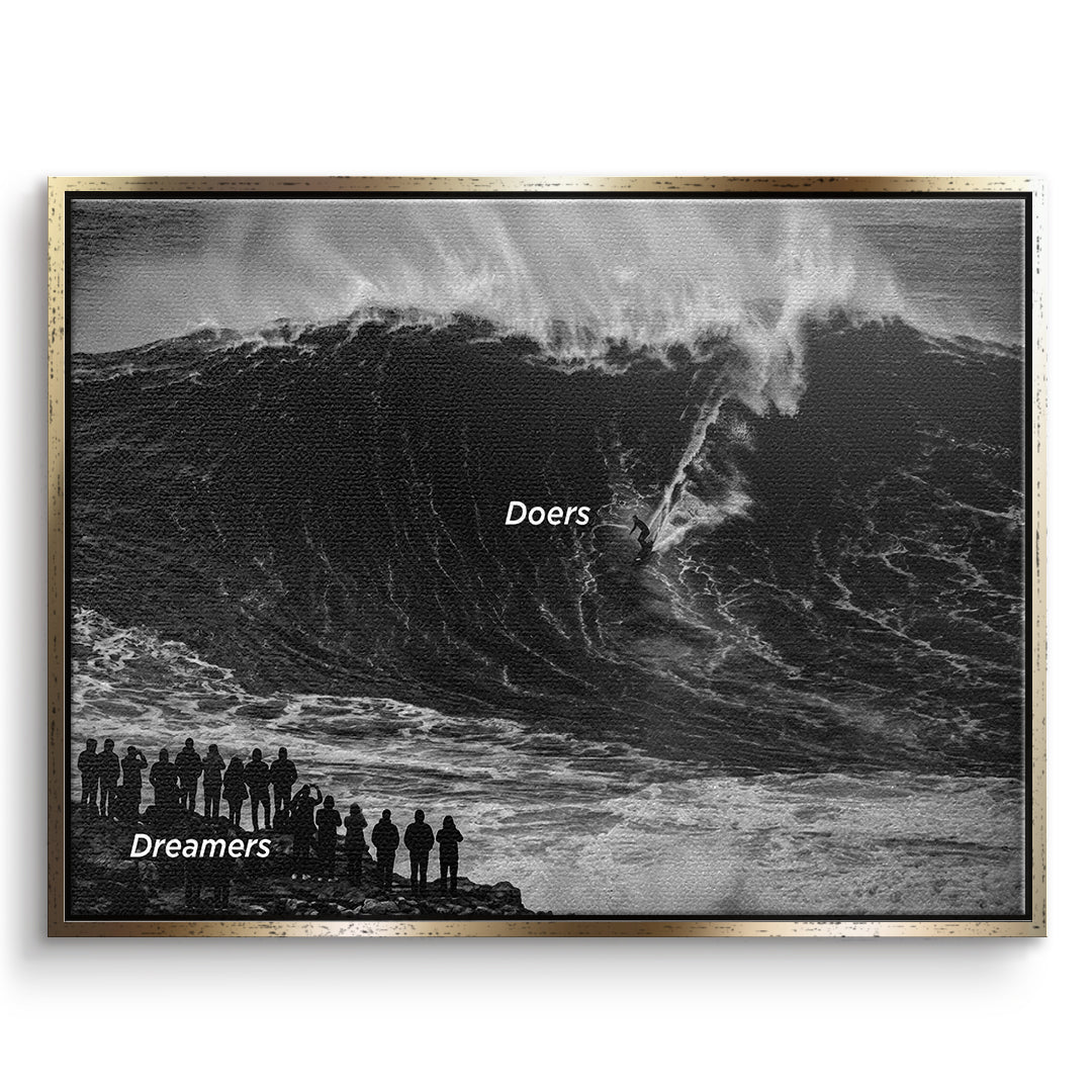 DOTCOMCANVAS Leinwandbild Doers VS Dreamers im goldenen Premium-Rahmen