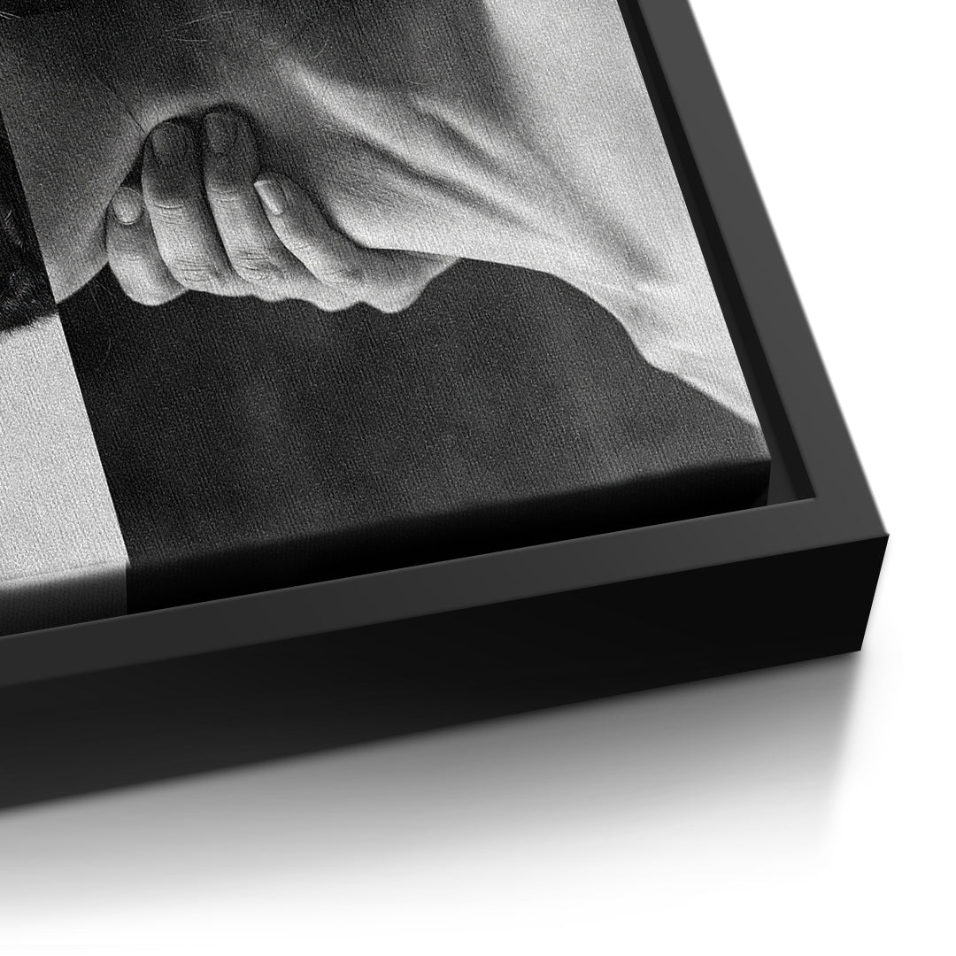 Detailaufnahme der Leinwandstruktur, Beast Grey im schwarzen Rahmen