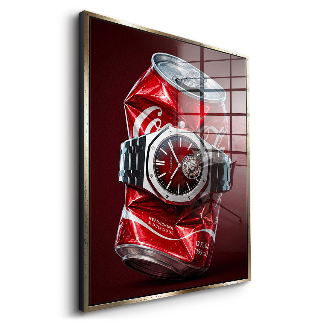 Seitenansicht des Acrylglasbilds Crushed Red im goldenen Rahmen