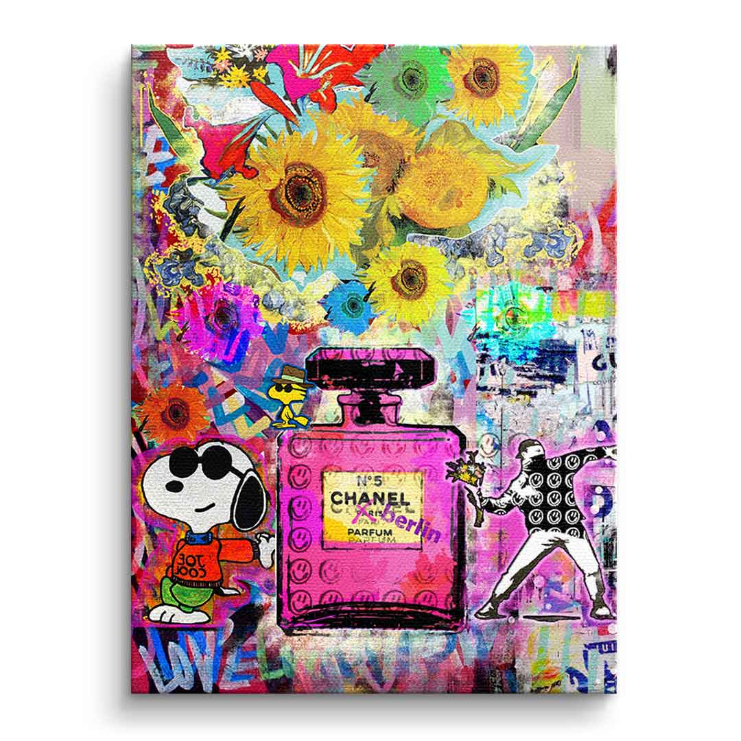 Snoopy meets Chanel