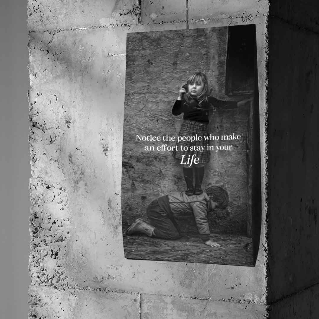 Steadfast Support Poster Grey Beton Wall