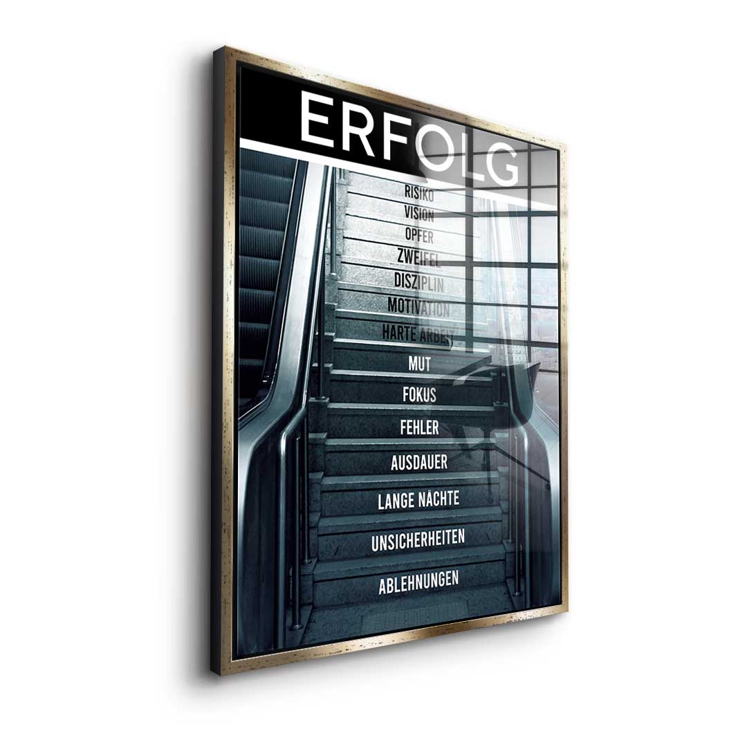 ROLLTREPPE DES ERFOLGS - Acrylglas