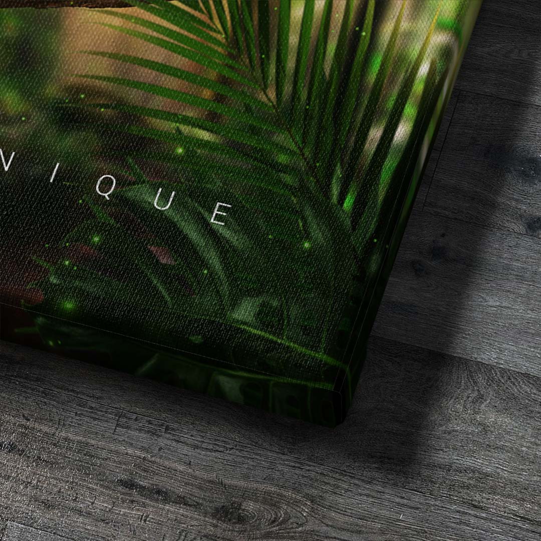 BE UNIQUE